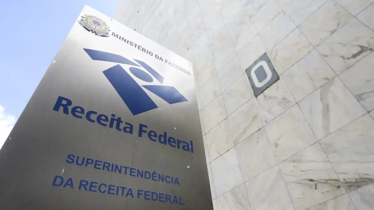 Grupo de brasileiros têm prioridade para receber restituição do Imposto de Renda