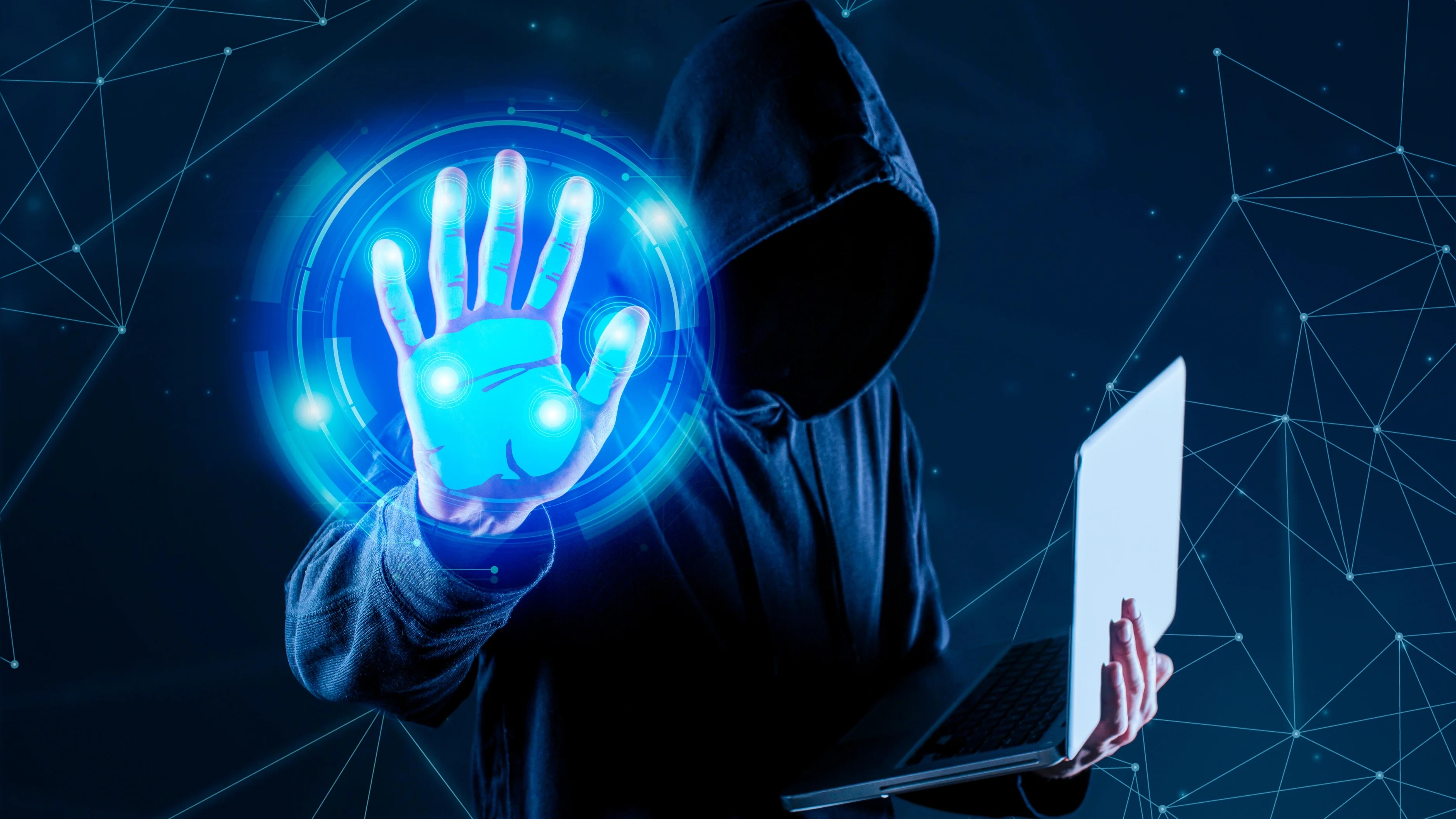 Tela de computador exibindo um e-mail suspeito com uma falsa calculadora de reajuste salarial.