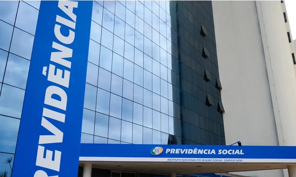 Atestado online deve substituir perícia do INSS até abril