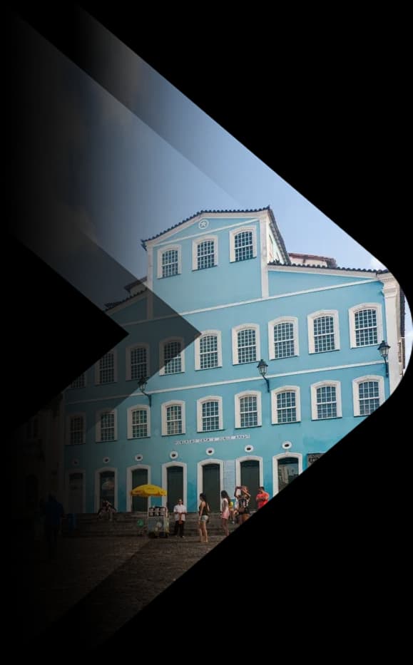 Servidor público da Prefeitura de Salvador simulando consignado no app Konsi