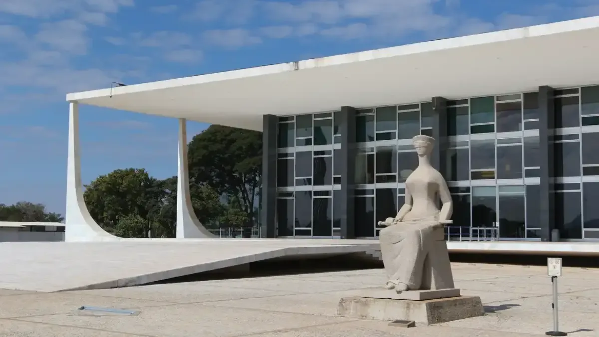 STF decide esta semana se funcionário público pode ser demitido por justa causa