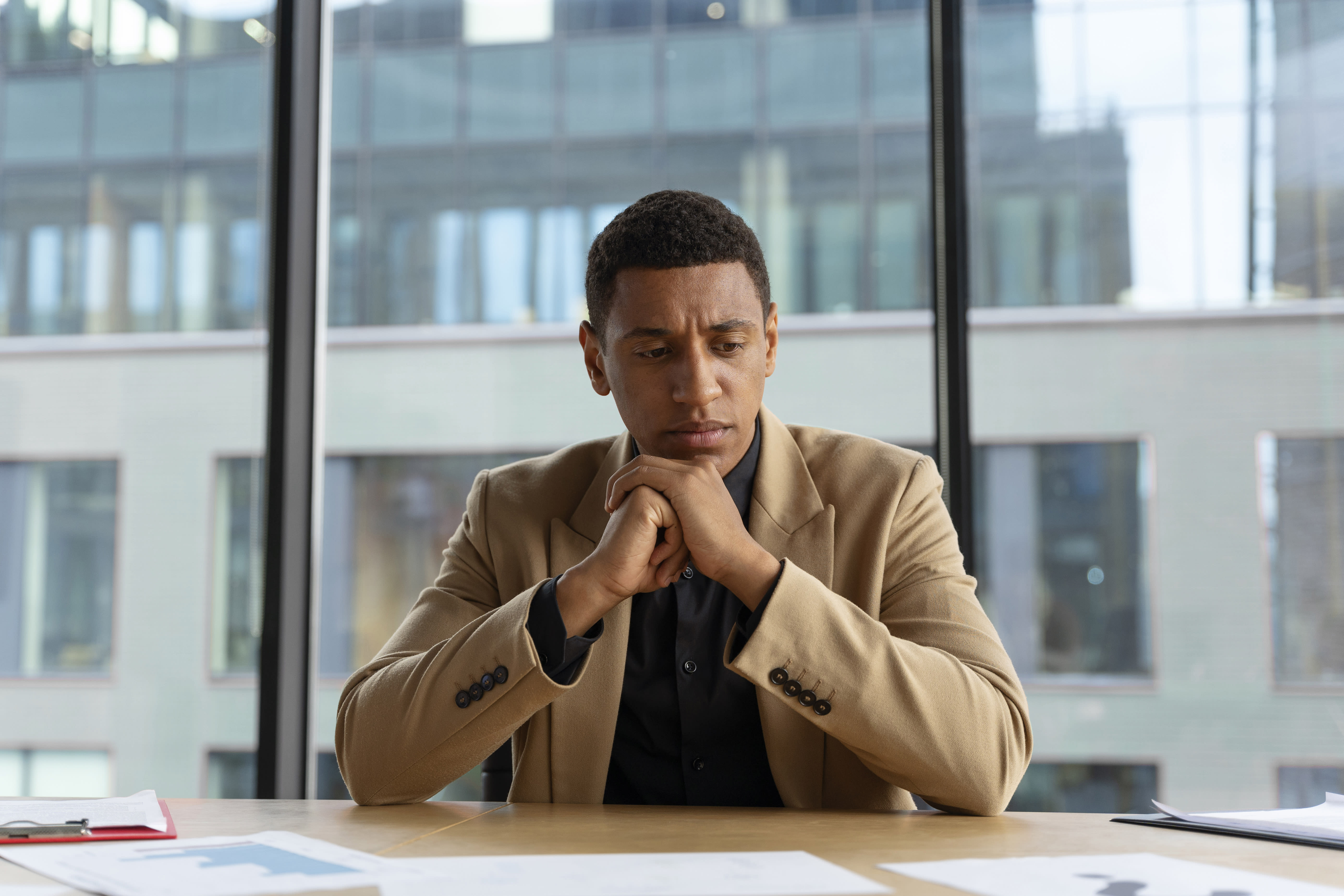 Servidores do RJ cobram valores atrasados; Secretaria se posiciona sobre pagamento