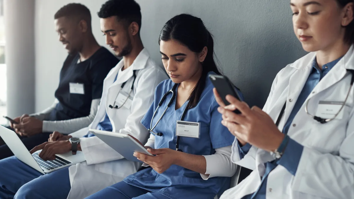 Servidores da saúde no Rio de Janeiro alegam problemas no pagamento de salários