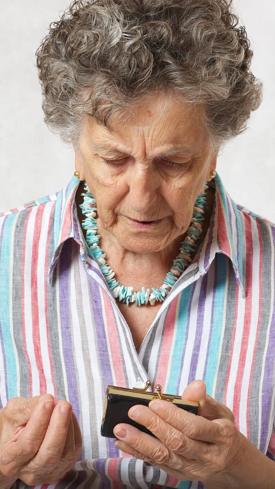 Pensionistas do Rio de Janeiro podem PERDER BENEFÍCIO em breve; veja como evitar